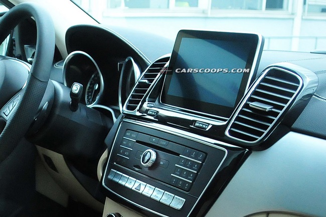 Lộ diện nội thất của Mercedes-Benz MLC Coupe SUV mới 8